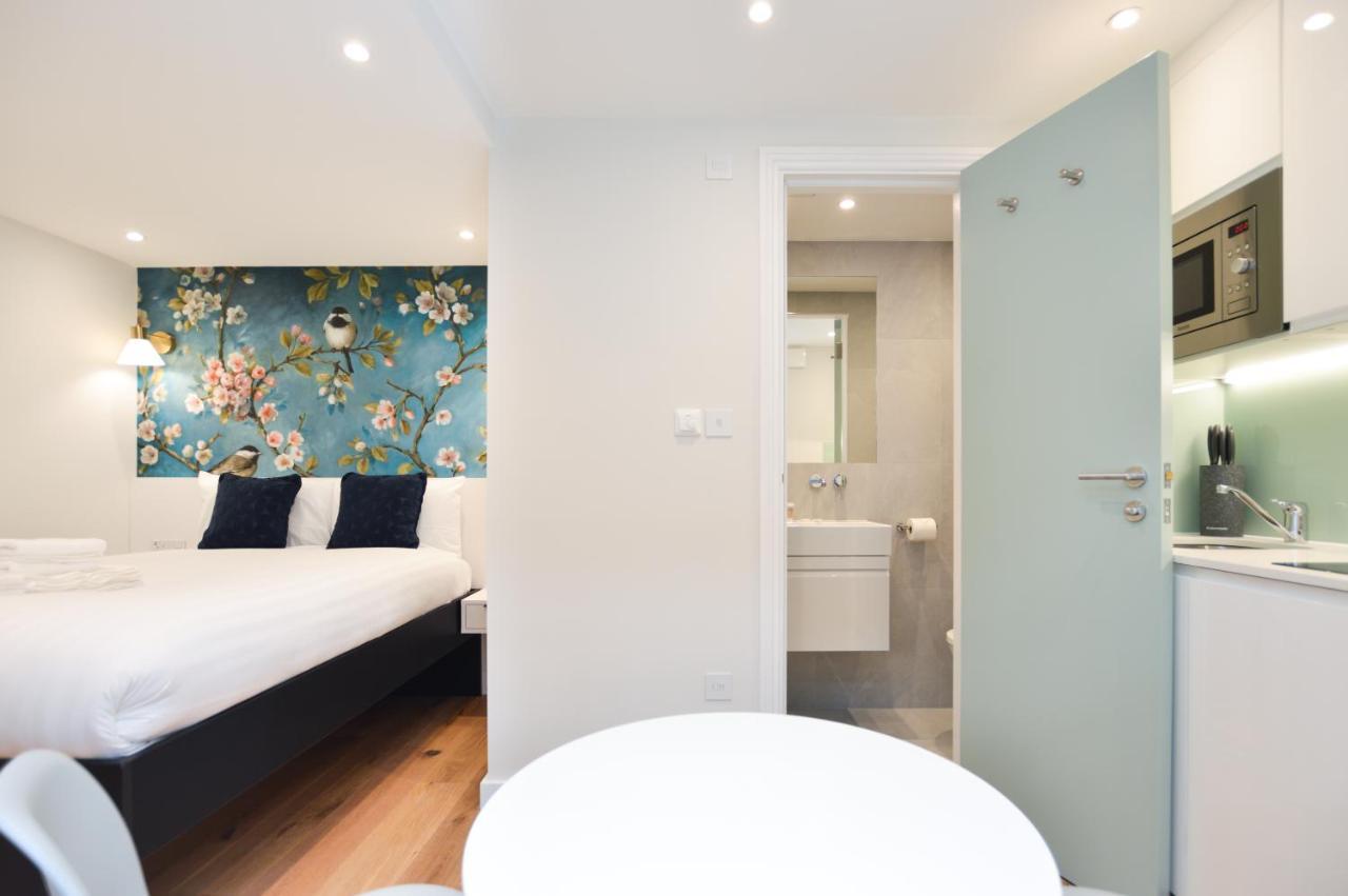 Apart-hotel Sale Place Serviced By Concept