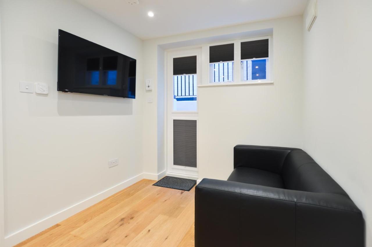 Apart-hotel Sale Place Serviced By Concept Londres